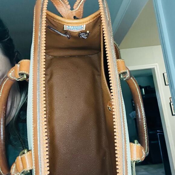 Vintage DOONEY & BOURKE Bone White Tan 1980s Leather Crossbody Straps Handbag - Picture 13 of 14
